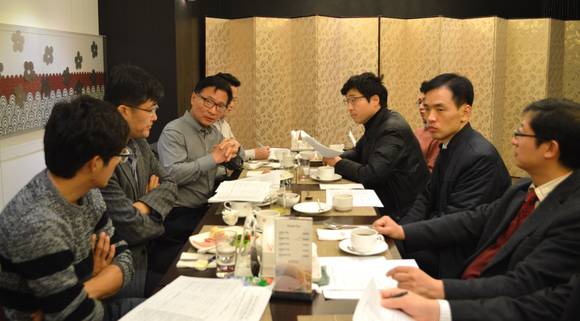 치협 경영정책위원회가 지난달 21일 조찬회의를 갖고 발전적 양도·양수 프로그램의 향후 운영에 대한 논의를 진행했다.