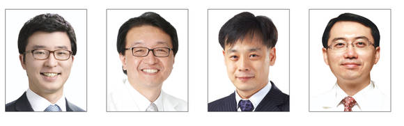 좌로부터 강익제, 윤홍철, 이수옥, 이정우 원장