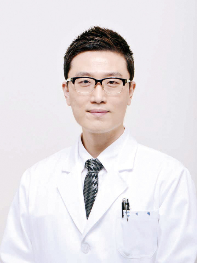 지 혁 원장.<전주미소아름치과의원 제공>