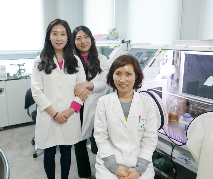 사과나무치과병원 의생명연구소는 미생물을 활용한 구강 질환 해법을 찾기 위해 노력 중이다.<천민제 기자>