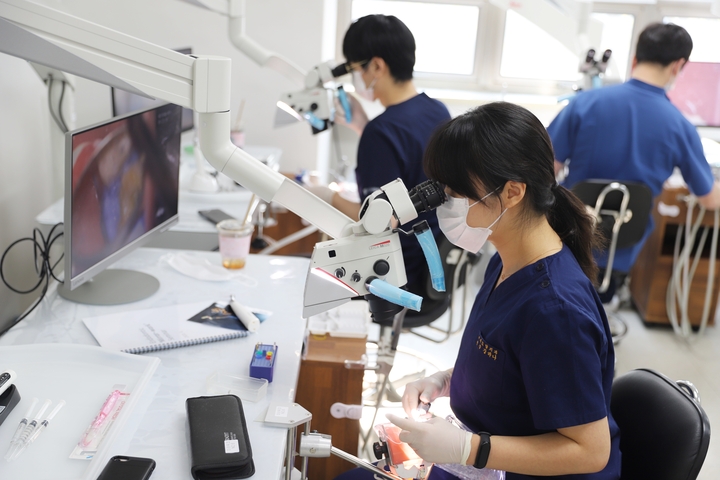 제2회 드림메디칼 세미나가 8월 22일부터 개최된다. 사진은 지난 4월 11일 진행된 세미나 모습.<유시온 기자>