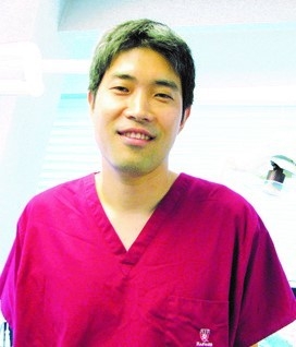 김항진 사랑이 아프니 치과의원 원장