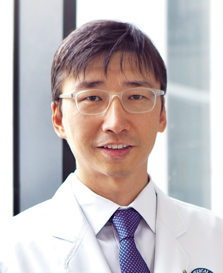 이기준 대한치의학회 편집이사(연세치대 학장)