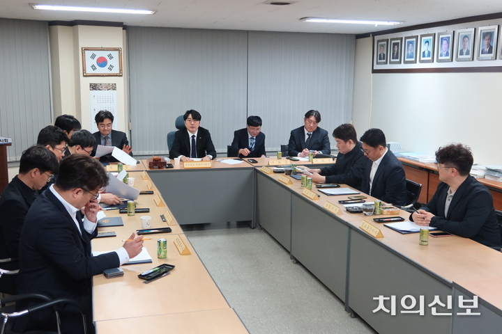 충남지부 제36대 집행부는 지난 4월 25일 초도이사회를 열고 본격적인 회무 돌입의 신호탄을 쏘아 올렸다.<천민제 기자>