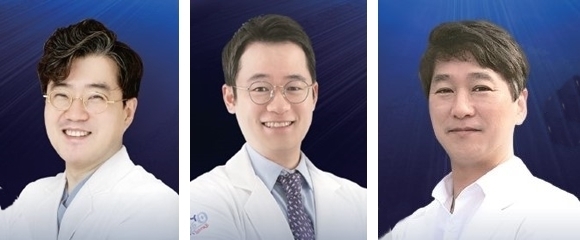 사진 왼쪽부터 지대경, 이종국, 이 학 원장<오스템 제공>
