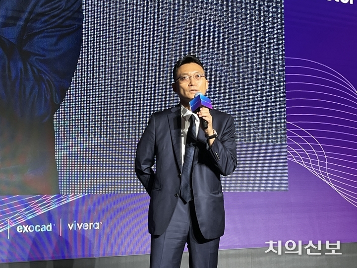 한준호 인비절라인코리아 대표가 인사말을 전하고 있다. <이광헌 기자>