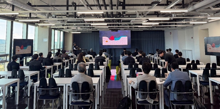덴티움의 ‘뼈를 살리는 시간 세미나’가 지난 9월 21일 광교 사옥에서 열렸다. <덴티움 제공>