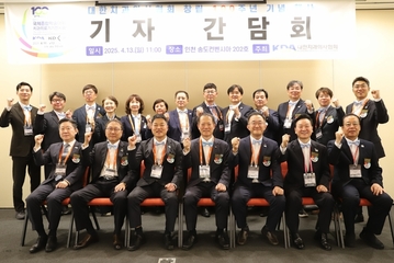 “입추 여지없는 강의장에 전율, 감사합니다!”