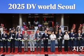 치과계 70년 동반자 신흥 DV world Seoul 빛났다