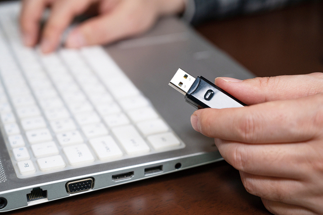 쿠팡 해킹? 치과 업체도 회원 정보 유출 ‘파문’