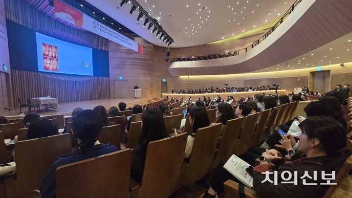 한·일 치과 보존학 분야 임상 전략기법 총망라