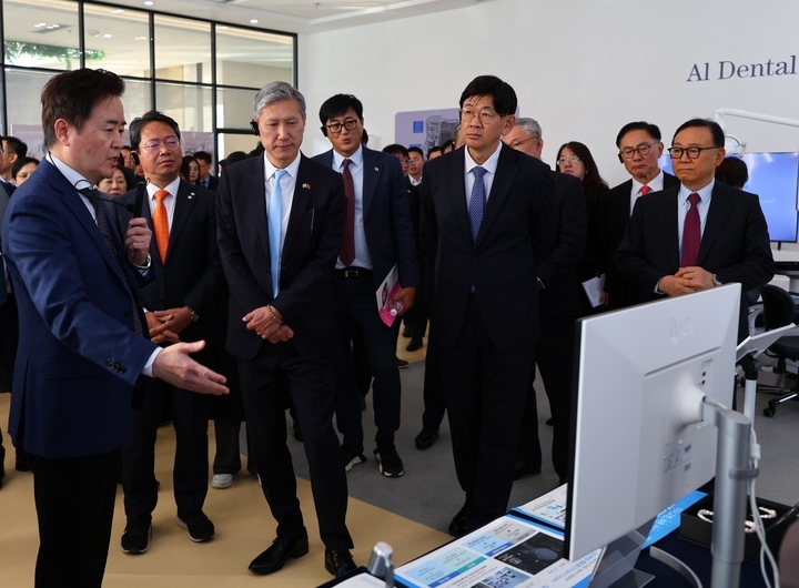 DDH, 中 K-dental 전시관서 AI 치과 진단기술 소개